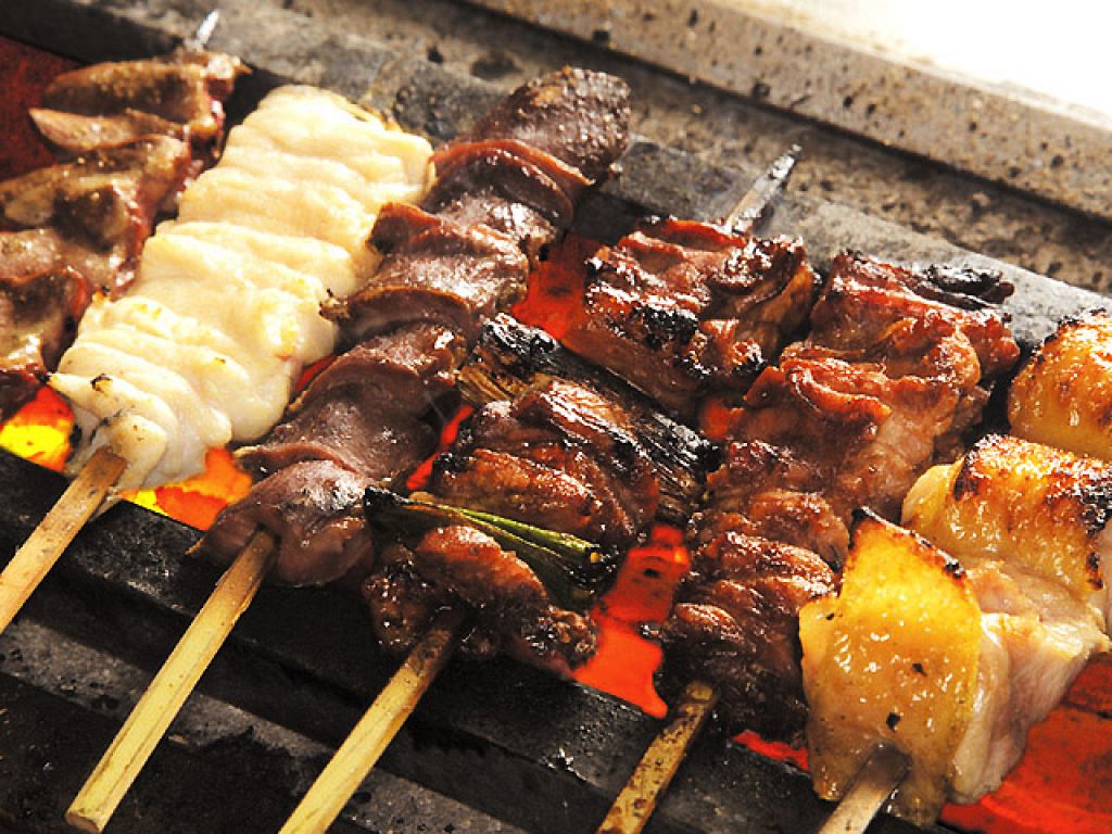 一本一本、仕込から丁寧・心をこめて焼き上げる手打ち串焼き！