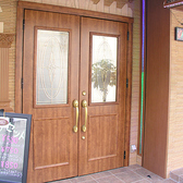 重厚なドアを開けると…