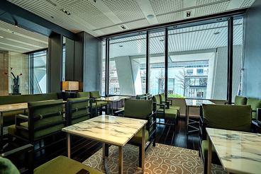 ホテル日航大阪 ロビーラウンジの雰囲気1