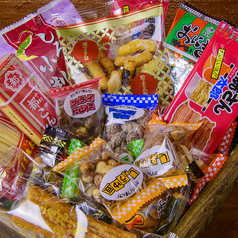 昔ながらの駄菓子食べ放題！なんと時間制限なし！