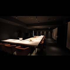 12名様から貸し切りのご相談も承ります。お気軽にお問合せ下さい。