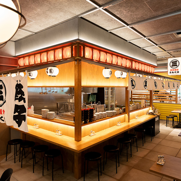 餃子屋台さんくみ 立川グリーンスプリングス店の雰囲気1