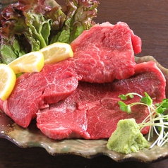 肉屋直営の自慢のお肉！