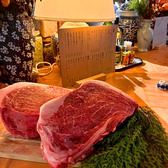 なにわ黒牛の炭火焼きなど大阪の味を満喫できる宴会コースをご用意。飲み放題付きでコスパ抜群、駅近でアクセスも便利。幹事さんも安心の盛り上がる宴会をどうぞ！