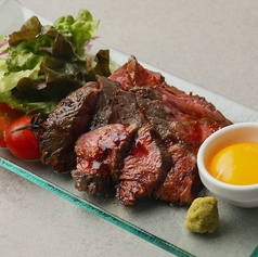 黒毛和牛イチボのやわらかローストビーフ