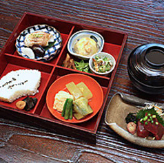 松花堂弁当