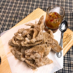 鶏皮のカリカリ焼き