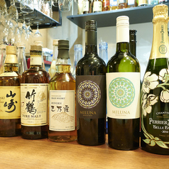 ウイスキーとワインで彩る上質な大人の時間