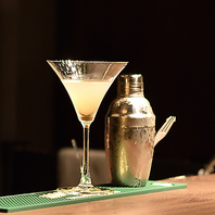 【夜は大人の隠れ家バー】