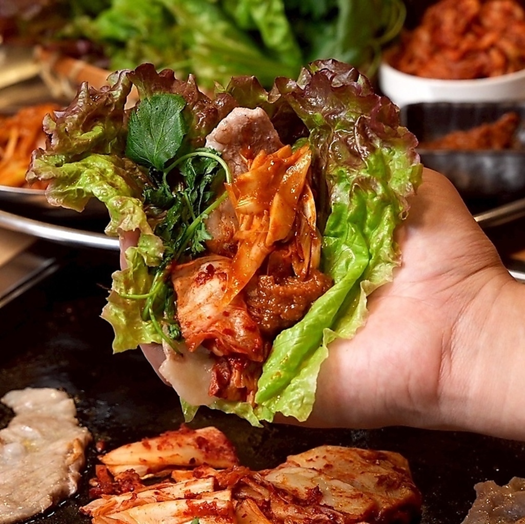 当店名物のバリエーション豊かな料理が勢ぞろい♪各種飲み放題付きコースは宴会利用にオススメです！