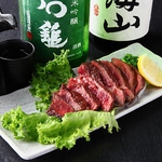 お魚だけでなく、お肉にもこだわっています！炭火で焼き上げる自慢のお肉も是非、お楽しみください★