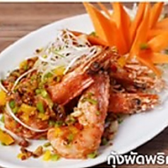 クンパップリックア(えび唐辛子炒め)