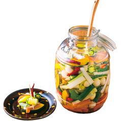 シンプルだけど大人気「根野菜の自家製ピクルス」