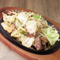 自家製ヤンニョンのラム肉野菜炒め