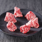 "飲める"黒毛和牛ロースは蒲田随一の人気商品♪周りを焼いて中はミディアムレアで召し上がれ♪