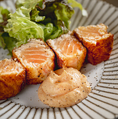 サーモンレアカツ