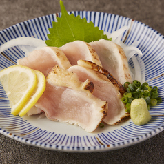 【上野×居酒屋】厳選しこだわった肉料理を味わう