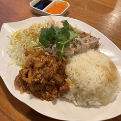 海南鶏飯 天鶏 の写真2