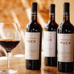 ウルフギャング パック WOLFGANG PUCK PIZZA BAR アレア品川店の特集写真