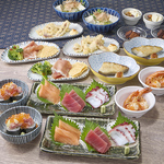 コースは飲み放題付きとお料理のみからお選びいただけます！