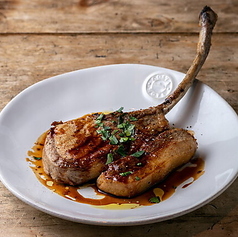 骨付き豚ロースの炭火焼き［450ｇ］