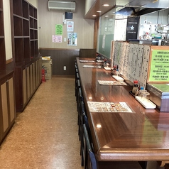 カウンターもたくさんあります。