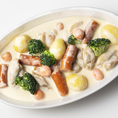 ご飯にかけても美味しい「チキンフリカッセ」