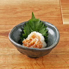 鯨梅水晶/ホタルイカの沖漬け/海苔塩軍鶏皮せんべい　各