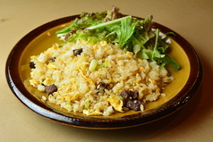 明日が気になるガーリックライス