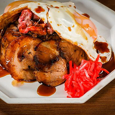 鉄板チャーシューエッグ和牛焼き飯