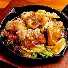 味噌ホルモンの野菜炒め