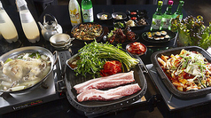 昼耕夜鶏 韓国キッチン 三宮店の特集写真