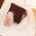 料理メニュー写真 ココアのシフォンケーキ（Cocoa Chiffon Cake）　