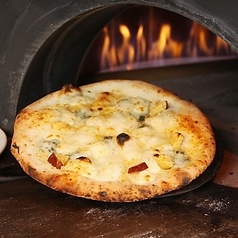 ナポリピッツァ&チーズ料理「マサオカ」の写真2