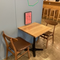 二人掛けテーブル