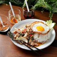 本格アジア料理へのこだわり！