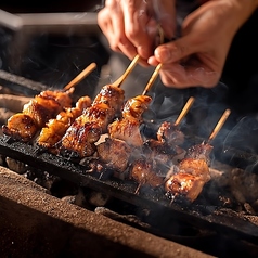 【炭火焼き鳥食べ放題】お得すぎる！大山地鶏の炭火焼き鳥食べ放題！の写真