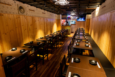 炭火焼ビストロ TONO トノ 茅場町店の雰囲気1