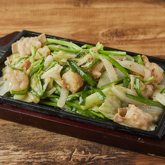 ホルモン鉄板焼き
