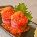 料理メニュー写真&nbsp;うにくら寿司　黒毛和牛＋うに＋いくら１貫