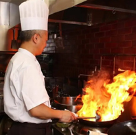 本場の腕を振るうベテラン中華調理師が手掛ける逸品揃い