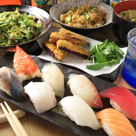 店主自慢の沖縄料理と握り寿司のコースは絶品ですよ♪
