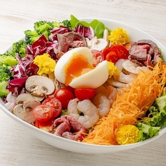 彩り野菜のコブラーメンサラダ