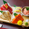 料理メニュー写真 鮮魚下駄盛り五種