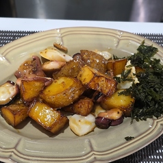 タコじゃが　イカ肝カレー味