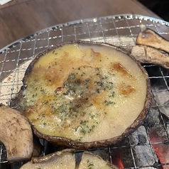 ジャンボ椎茸（ガリバタ醤油）