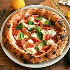 ＨＥＬＭＥＴＰＩＺＺＡのおすすめランチ1