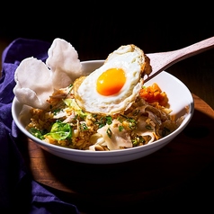 豚肉のピリ辛レタスチャーハン