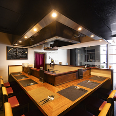 最大17名様迄着席での貸切が可能です。ご相談は店舗Telまでお気軽にお問い合わせくださいませ。