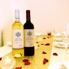 おしゃれなプライベートフロアを贅沢に独占！間接照明の心地よい店内で、ワンフロア貸切パーティはいかがですか？周囲を気にせず、自分たちだけの自由な時間を満喫できます。女子会、合コン、打ち上げなど、中規模の集まりに最適！人数やご予算、演出の相談もお気軽にお問い合わせください。